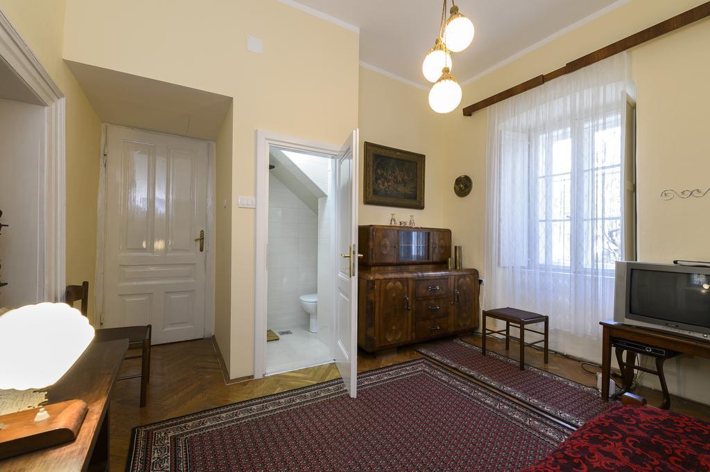 Hotel La Vecchia Casa à Cetinje Extérieur photo