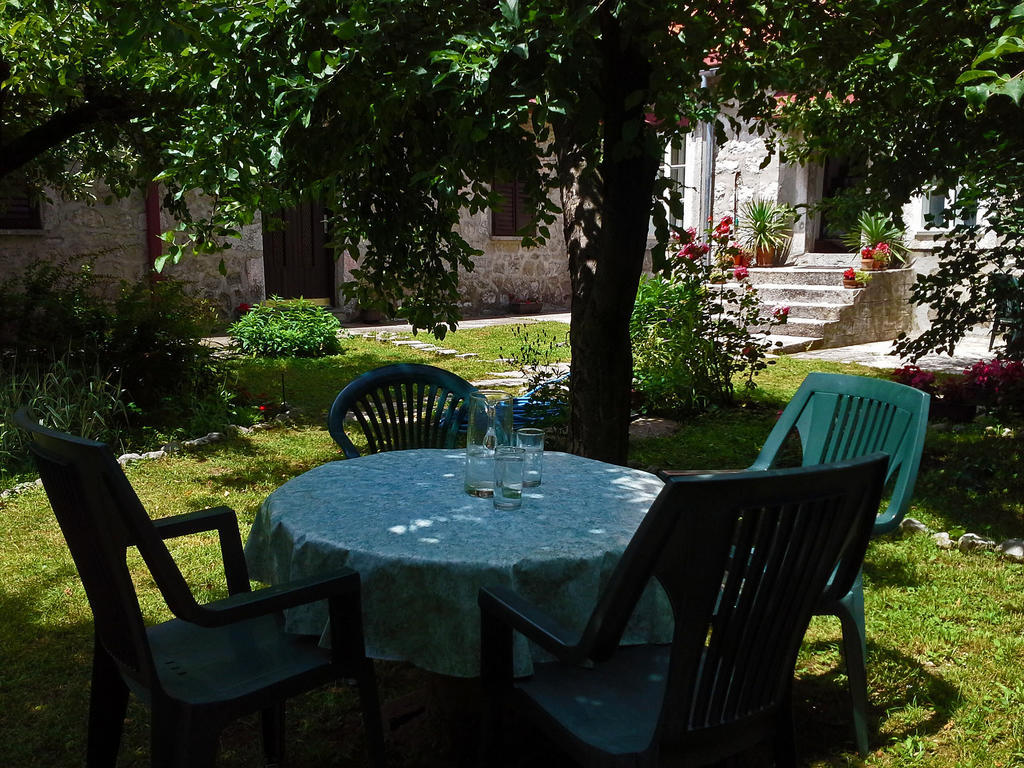 Hotel La Vecchia Casa à Cetinje Extérieur photo