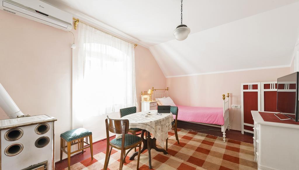 Hotel La Vecchia Casa à Cetinje Extérieur photo