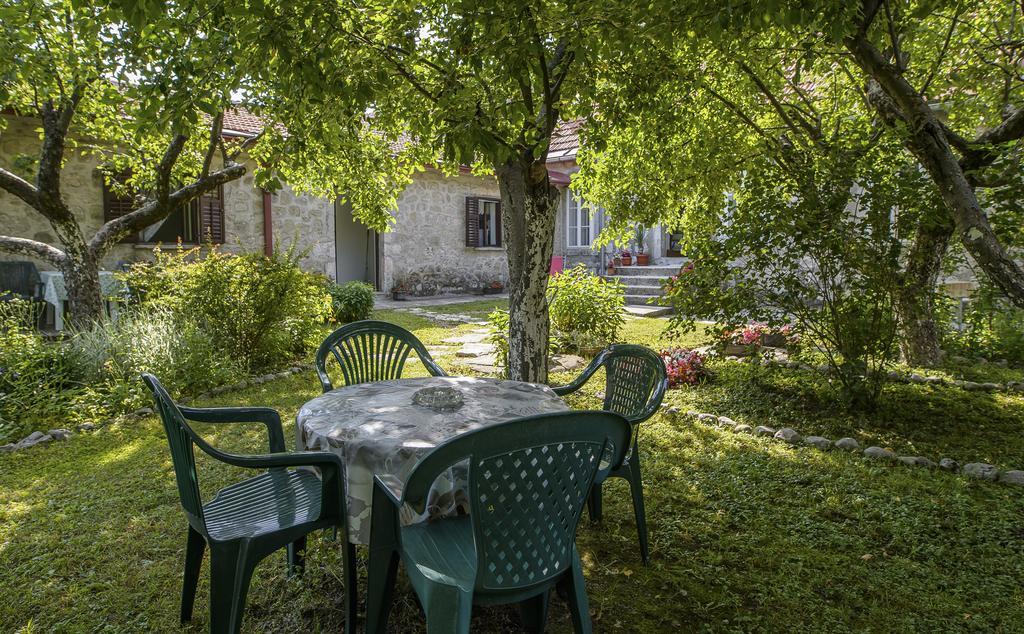 Hotel La Vecchia Casa à Cetinje Extérieur photo